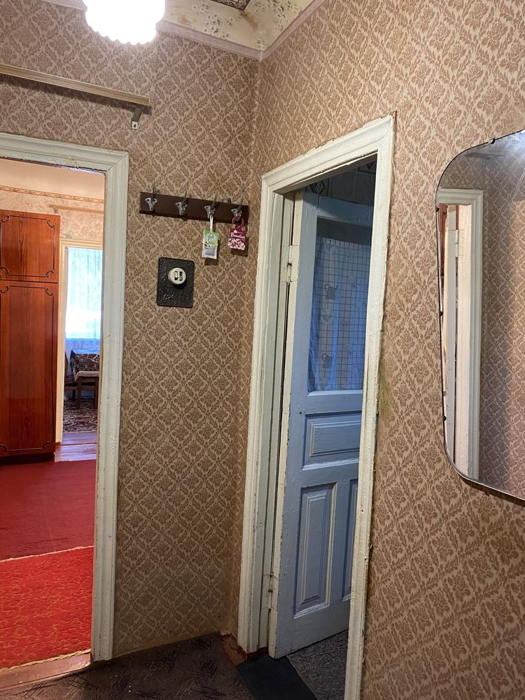 Продам 2кімнатну квартиру в с. Бузова