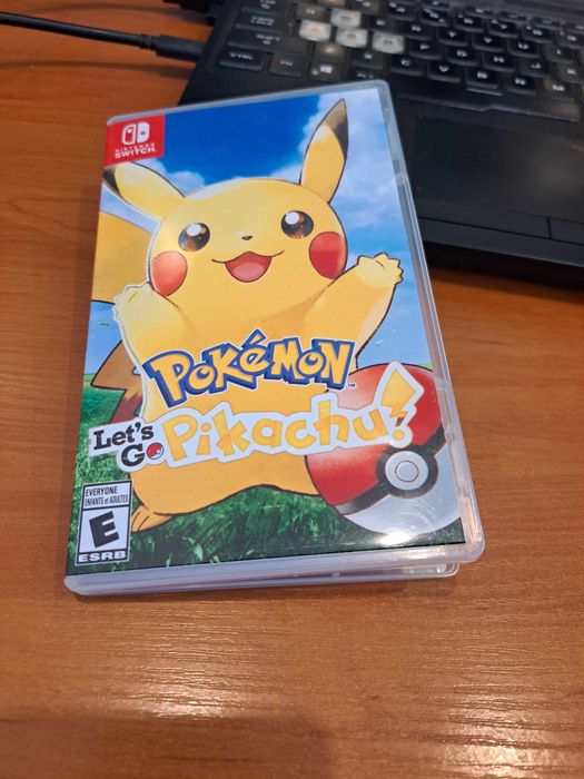 Pokemon Lets go Pikachu Nintendo Switch