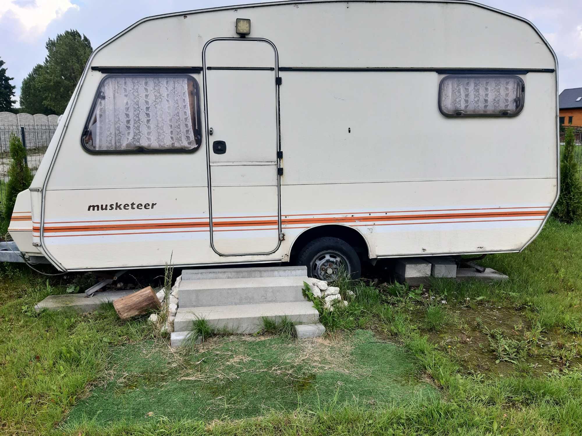 Przyczepa kempingowa