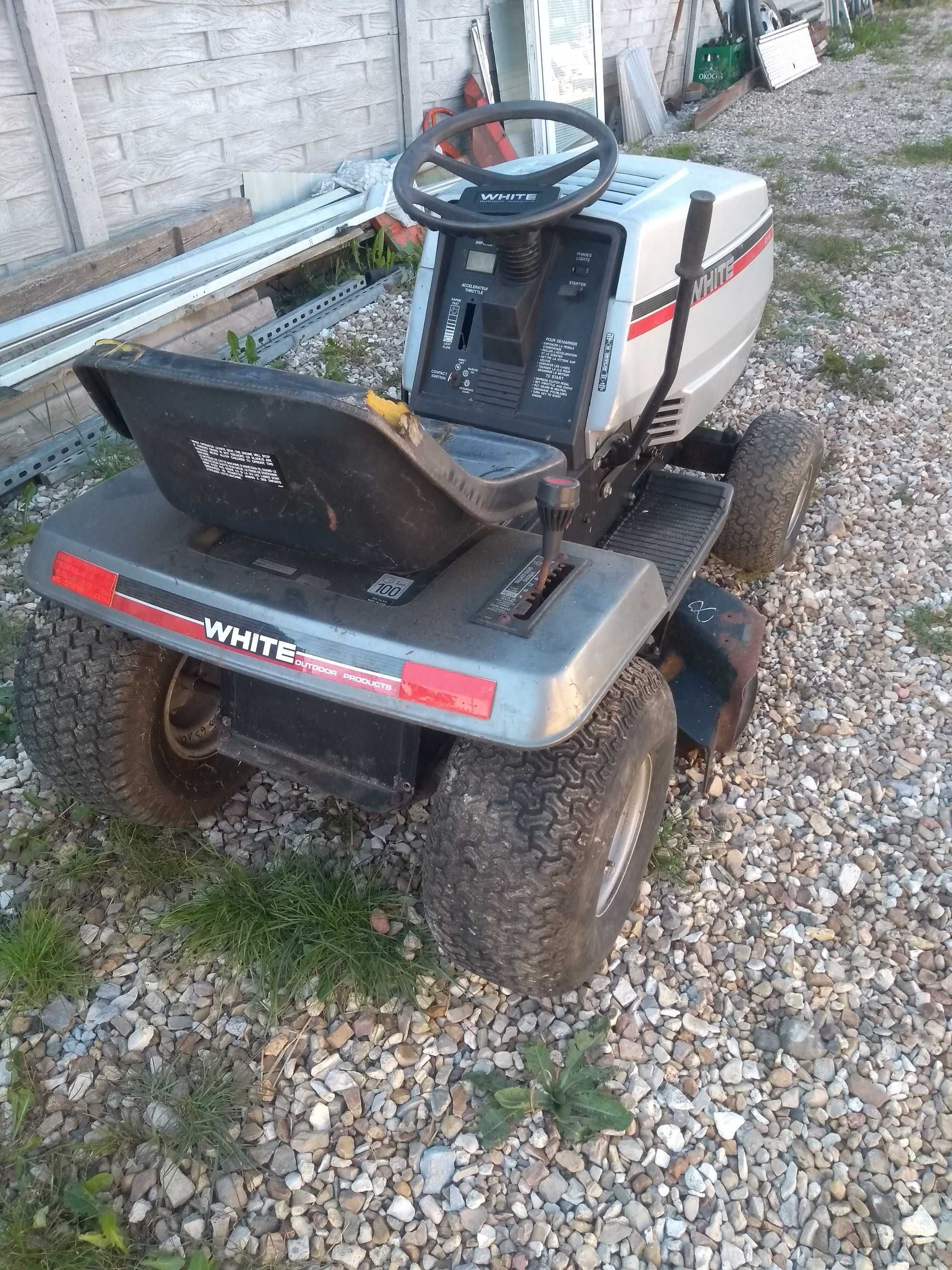 Traktorek  mtd white 12 km