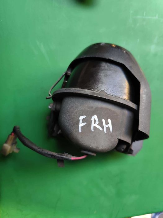 Mitsubishi 3000GT halogen przedni prawy