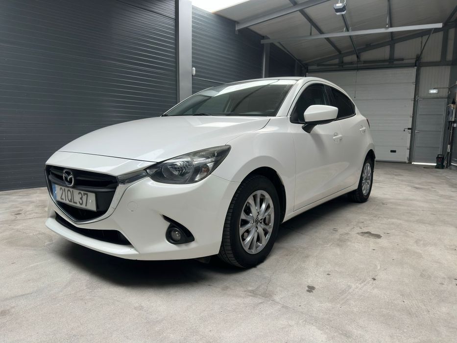 Mazda 2 1.5 Diesel SkyActive Como Novo