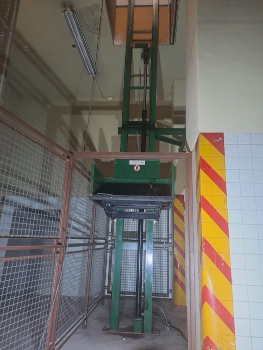 Elevador Monta cargas