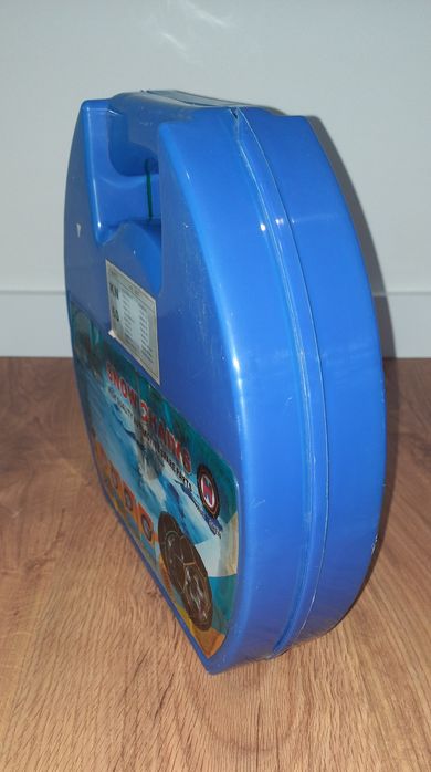 Correntes para neve, usadas uma vez.