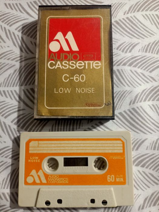 Cassetes várias marcas raras