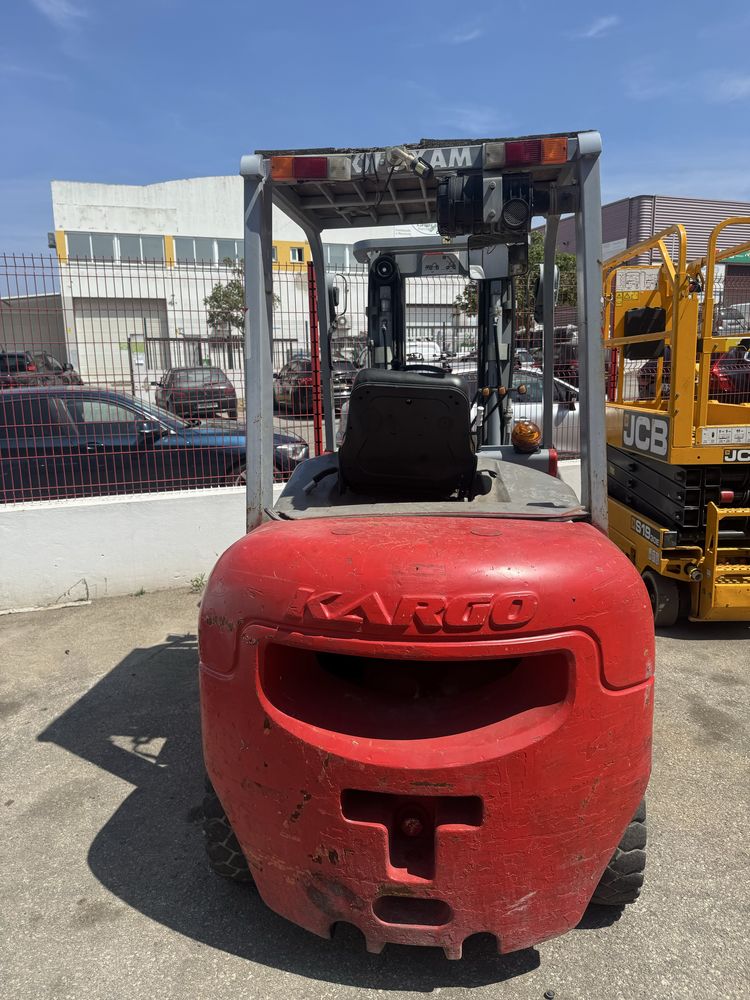 Empilhador Diesel Usado Kargo TH25 (2,5ton)