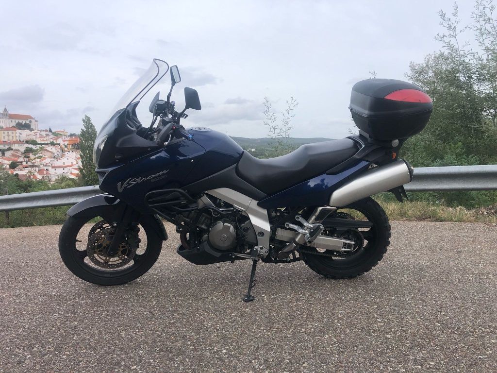 Suzuki V-STROM Como nova