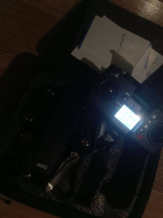 Квадрокоптер з камерою LYZRC L900 PRO SE