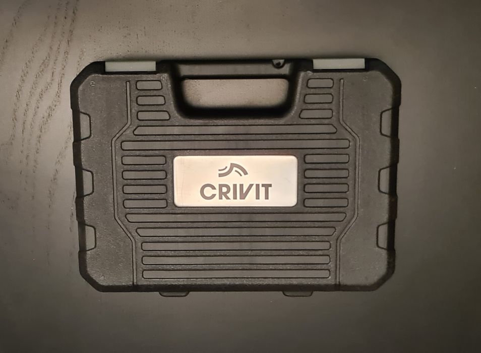 Caixa com kit ferramentas reparação/manutenção de bicicletas