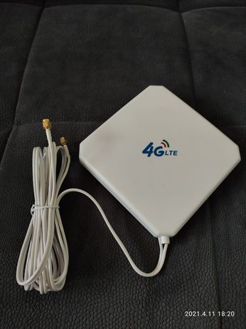 Antena 4G LTE z przewodem.