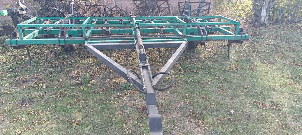 Продам культиватор КПС 4 3х рядный