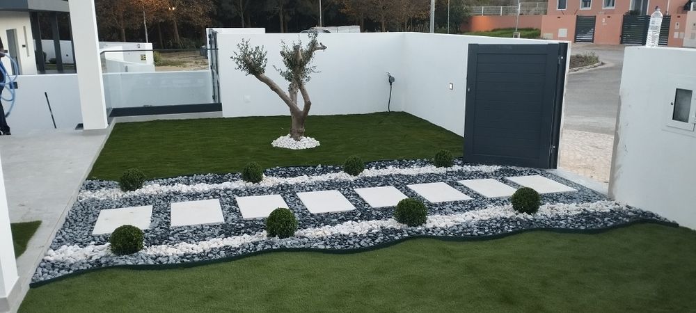 Instalação de relva artificial