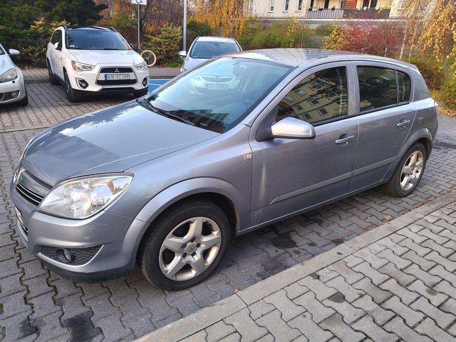 Opel Astra H, 1,6 Ecotec, 2008 rok, 115 KM, benzyna, Hatchback
