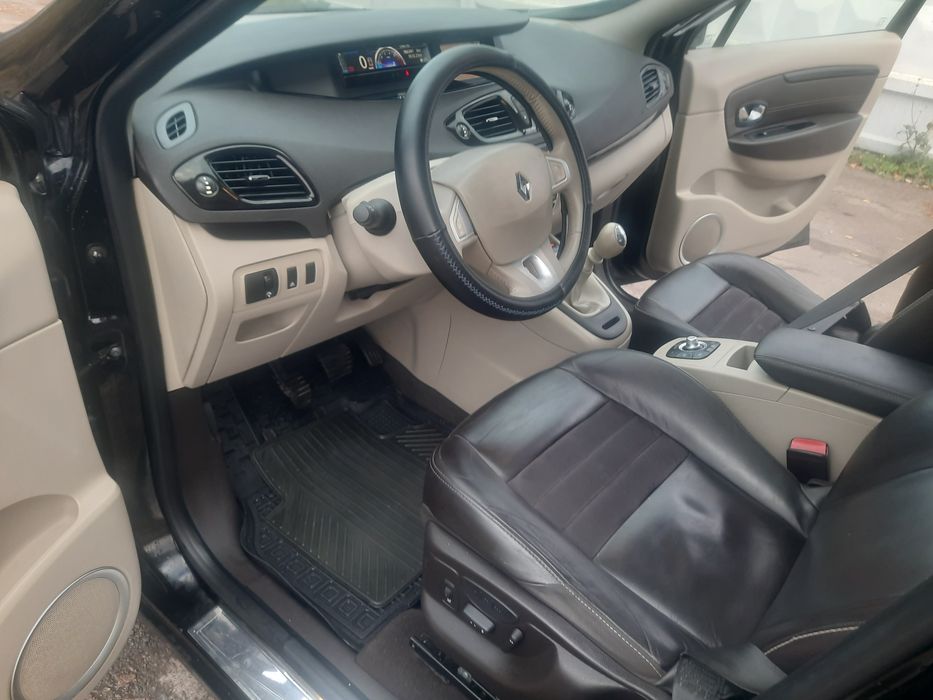 Рено Гранд Сценік 2012р. 1.4 бензин