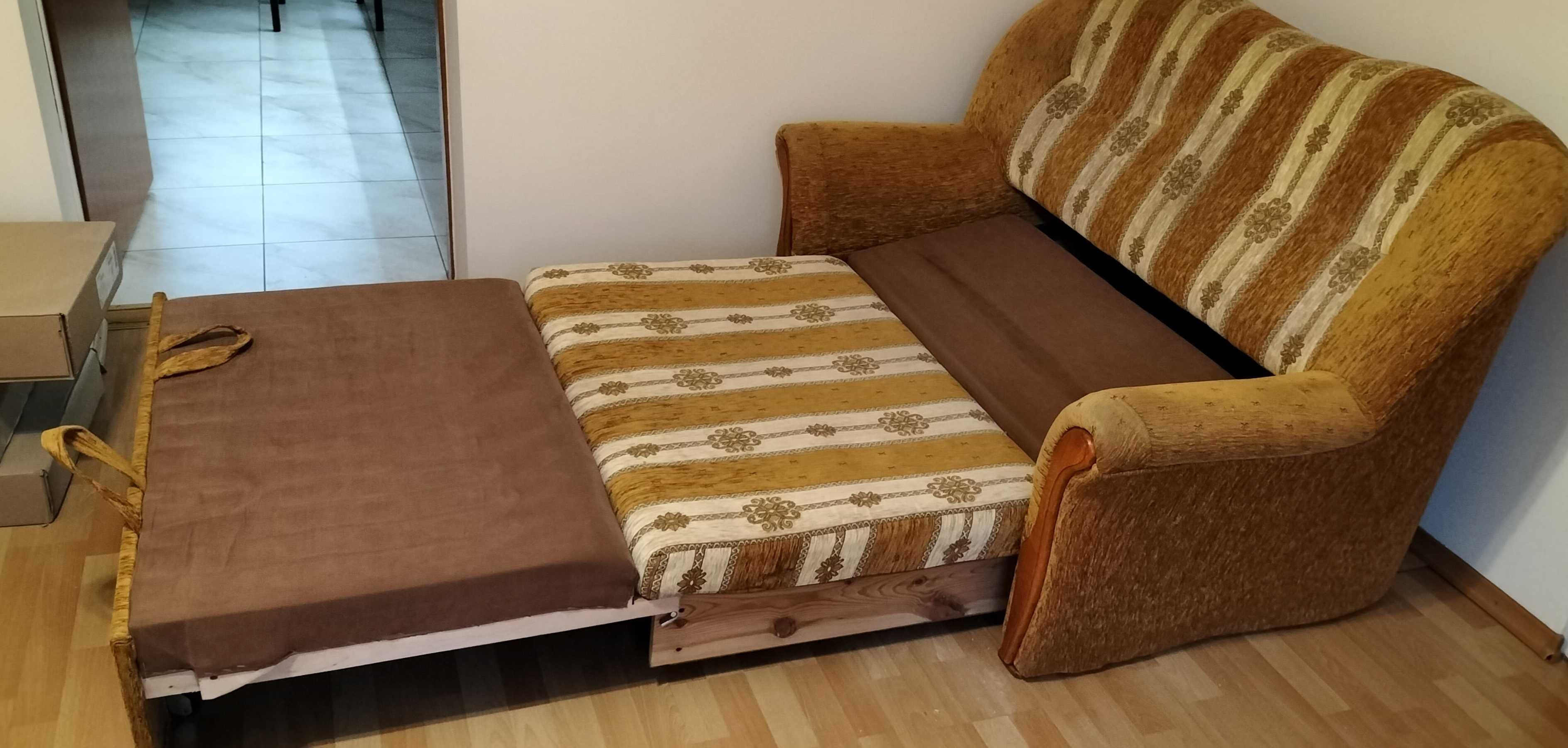 Sofa dwuosobowa rozkładana