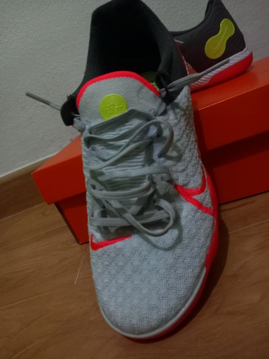 Chuteiras futsal Nike Lunar Gato