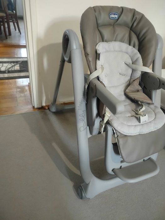 Krzesełko dziecięce do karmienia