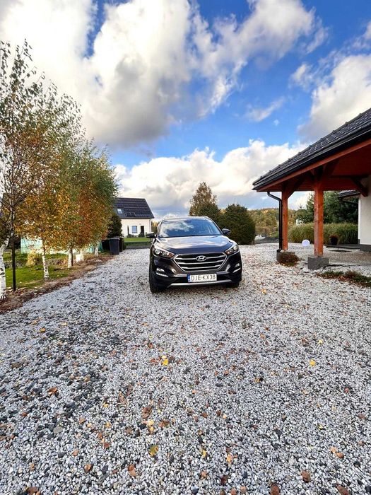 Hyundai Tucson AWD 1,6 benzyna