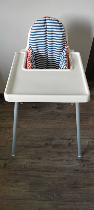 Fotelik dziecięcy do karmienia ikea