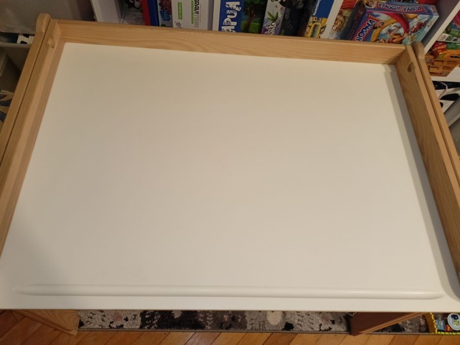 Meble dla dziecka - łóżko, biurko/stolik