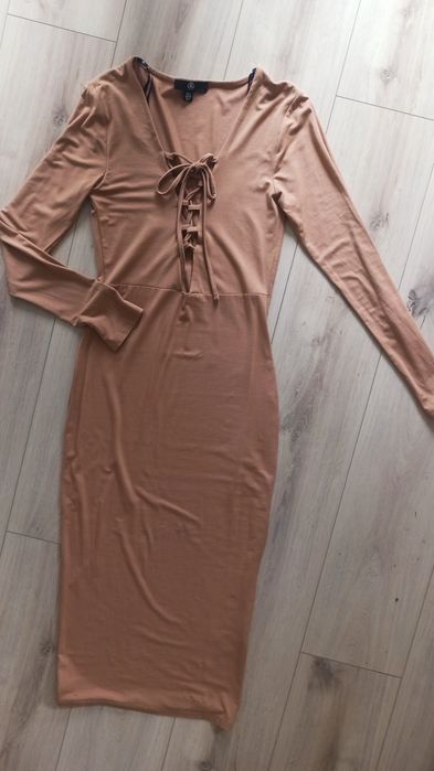 Długa sukienka missguided