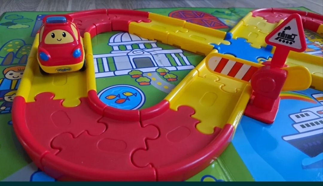 Smily Play tor samochodowy z autkiem mówiącym 18m+