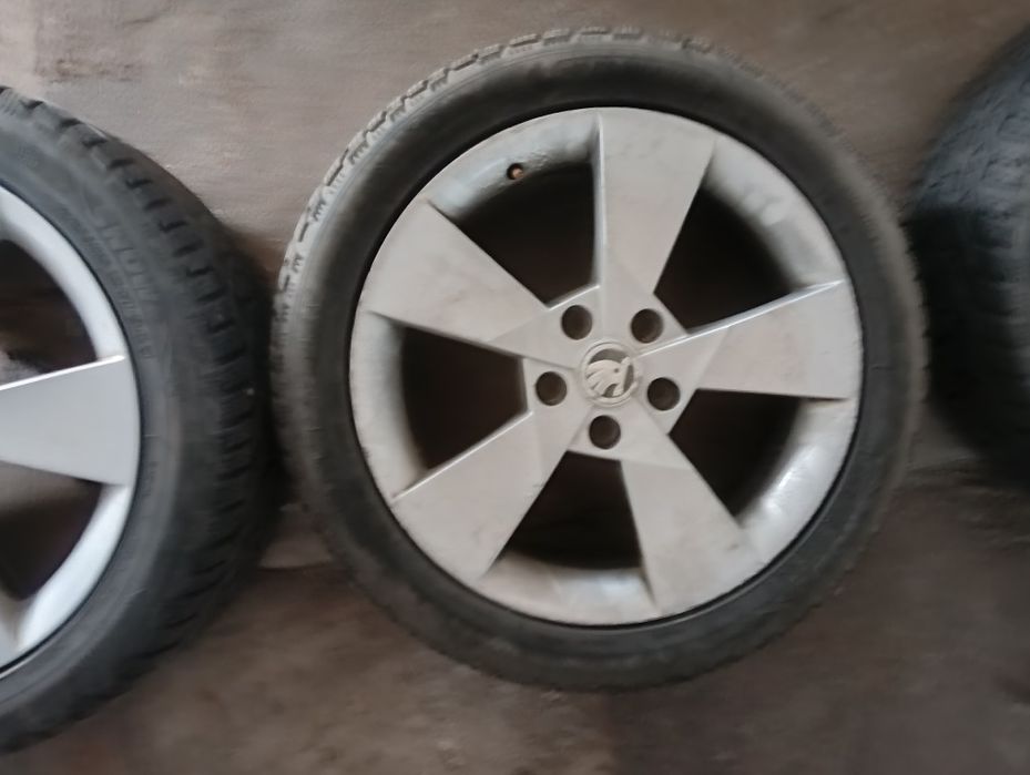 Felgi 17 5x112 225/45r17 z oponami zimowymi