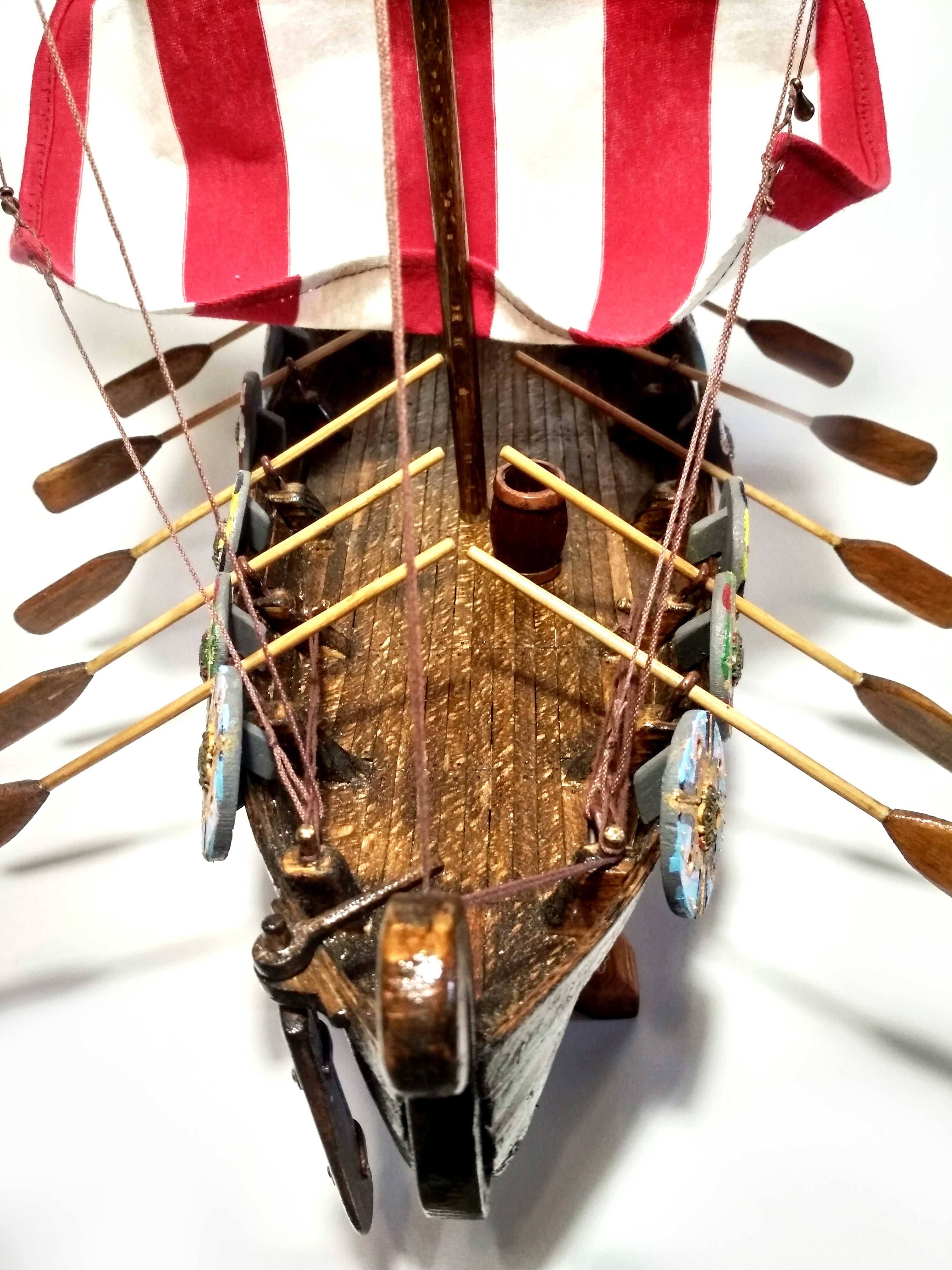 Корабль Викингов Драккар. Деревянная модель корабля. Ручная работа