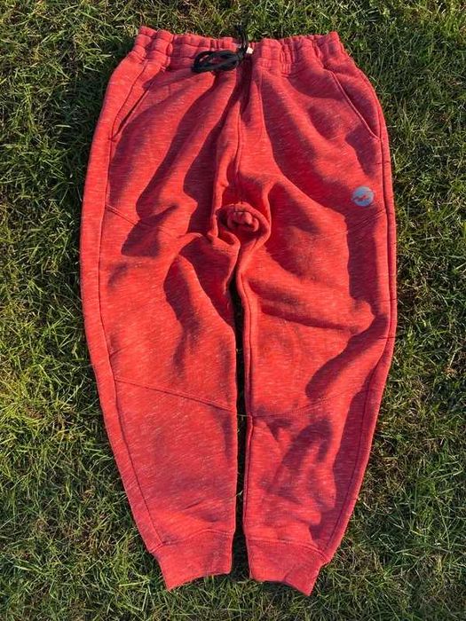 Spodnie dresowe damskie Hollister Jogger fleece XS S Czerwony