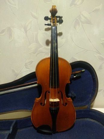 Скрипка 3/4 Одесской фабрики с футляром