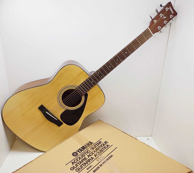 Gitara akustyczna Yamaha C40 M