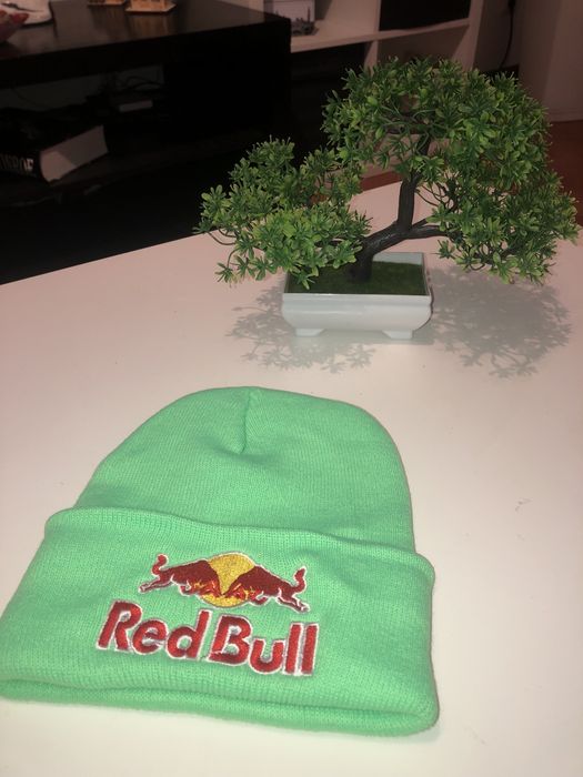 Gorro Red Bull novo