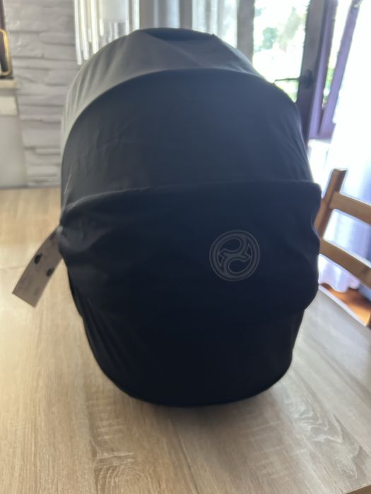 Nowa czarna gondola Cybex Mios Lux