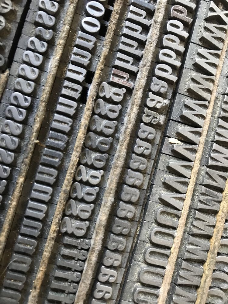 Tipos Letras Fonte tipográfica em chumbo serifada