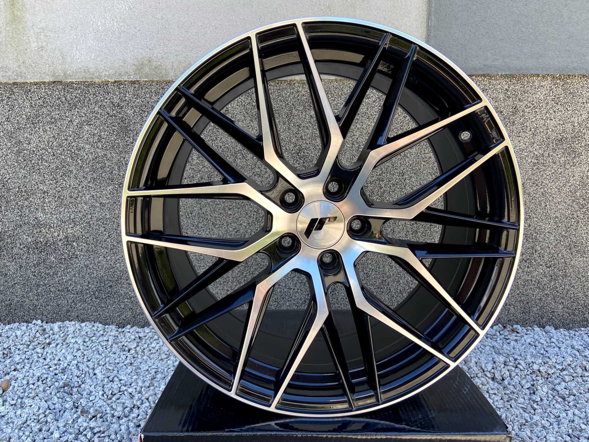 4x Felgi 19x8.5 5x112 ET40 Japan Racing JR28