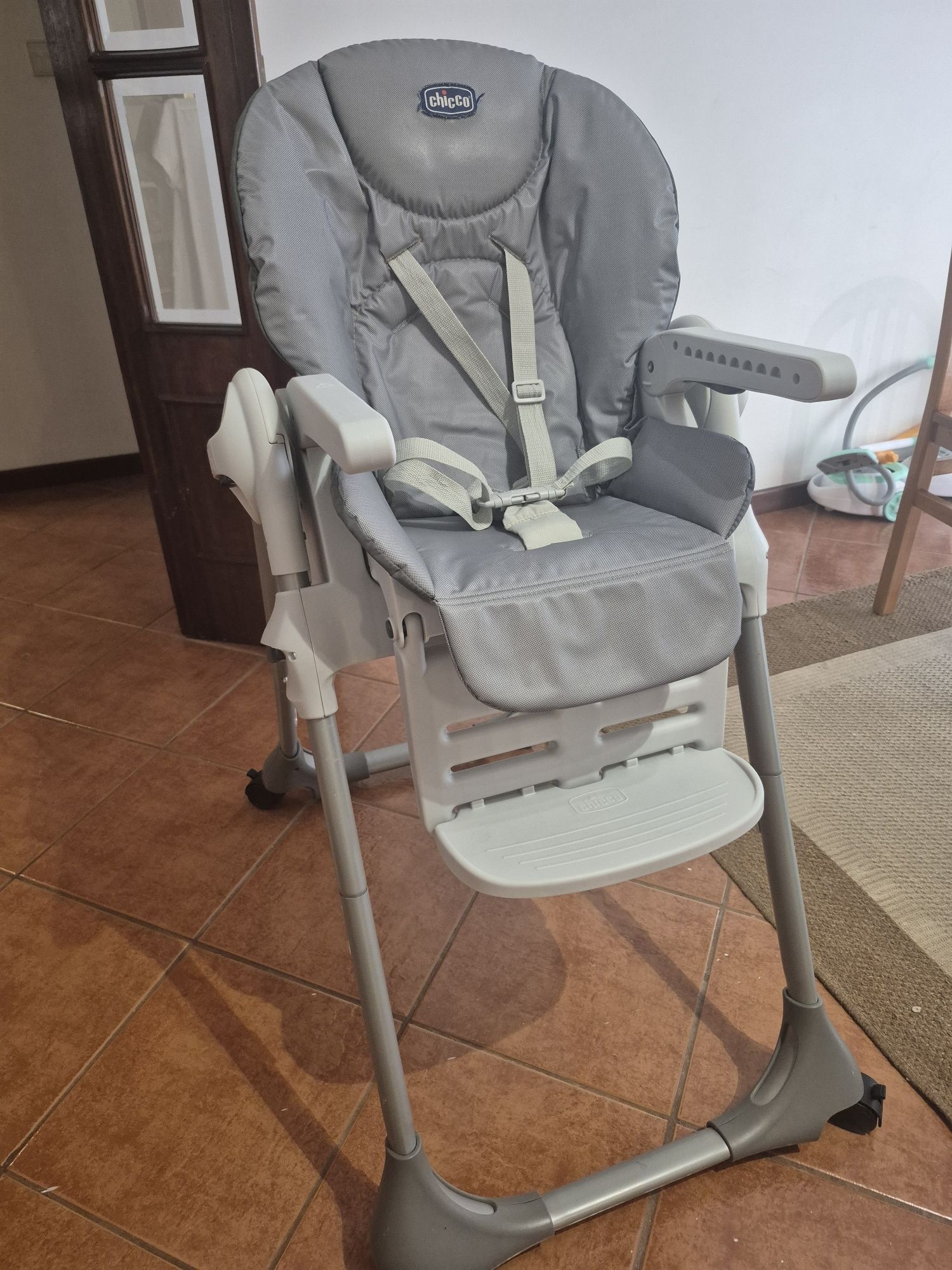 Cadeira de refeicao polly easy chicco