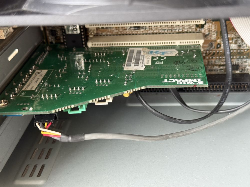 Retro komputer Pentium III 866Mhz Voodoo 3 512MB RAM Diamond Vortex