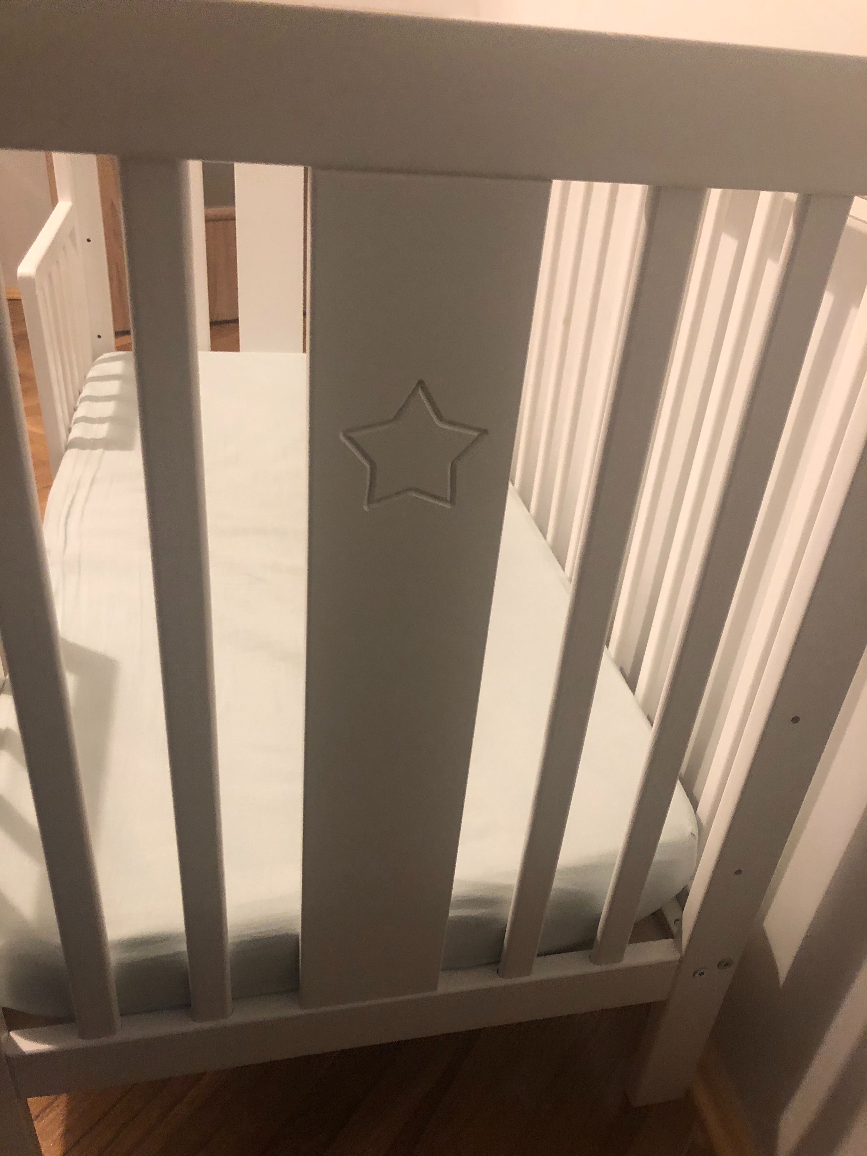 Woodies star cot 120x60 z materacem ,używane