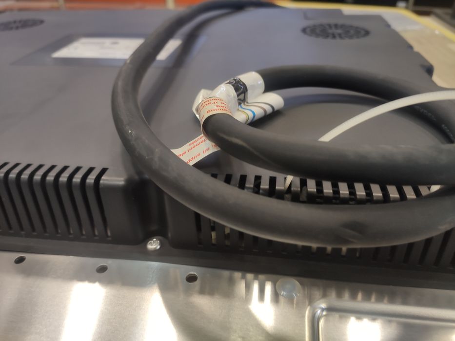 Поверхность варочная индукционная HOOVER HIES644DC Италия