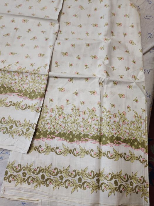 Комплект постельного белья размер 150 *210 наволочки 70 "70