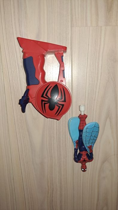 Lançador do Spiderman