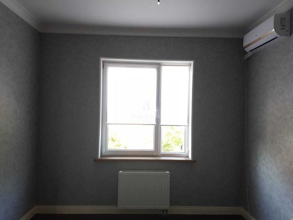 Продаж 3-кімнатної квартири на Крюківщині