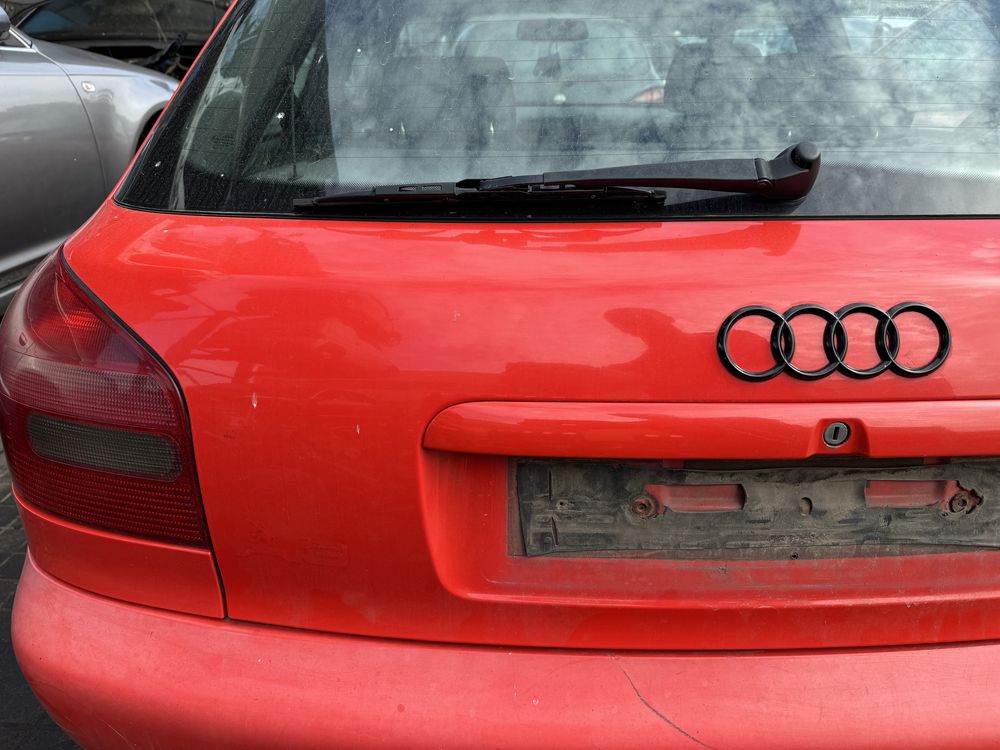 Audi A3 8L klapa tył tylna LY3F