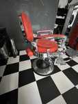 Cadeira em barbearia no Porto
