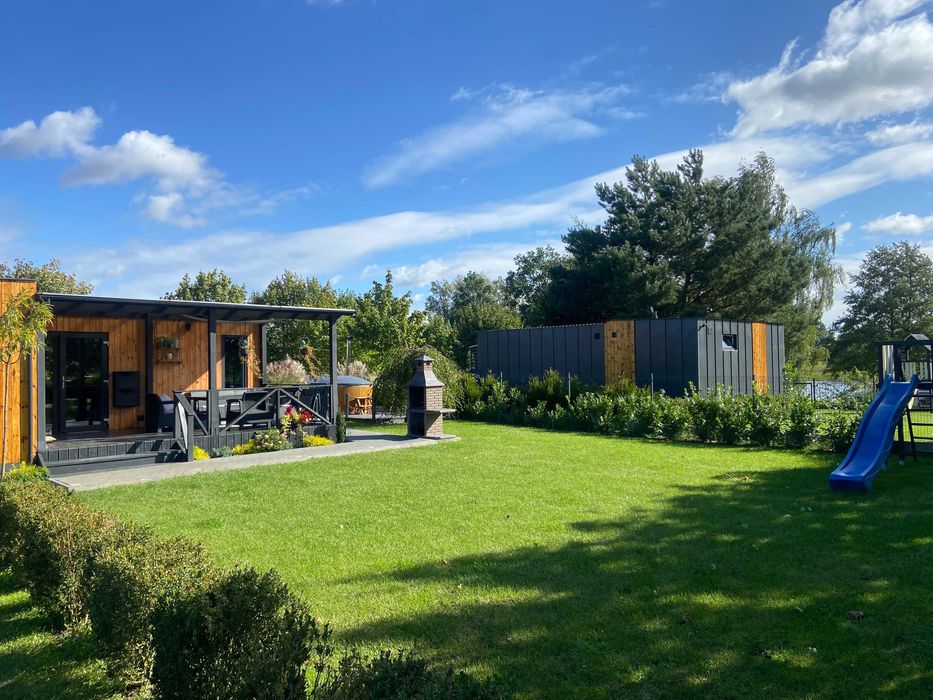 Domek całoroczny z balią nad pięknym jeziorem Bukowskim