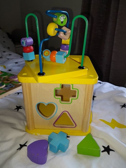 Інтерактивні розвиваючі іграшки