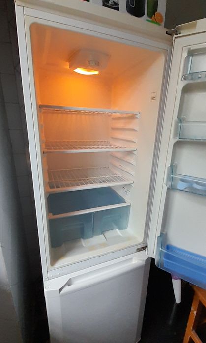 холодильник BEKO