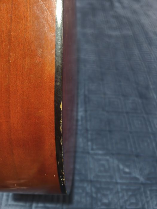 Guitarra Hohner modelo MC-06