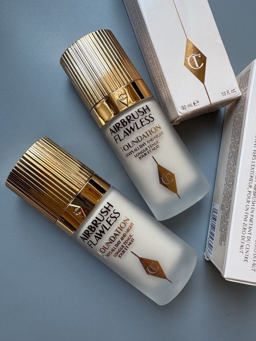 Тональний крем Charlotte Tilbury Airbrush Flawless Foundation