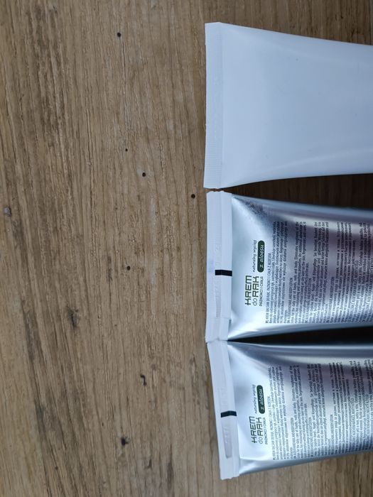 Zestaw kosmetyków kremy do rąk ciała stóp yves rocher caudalie douglas